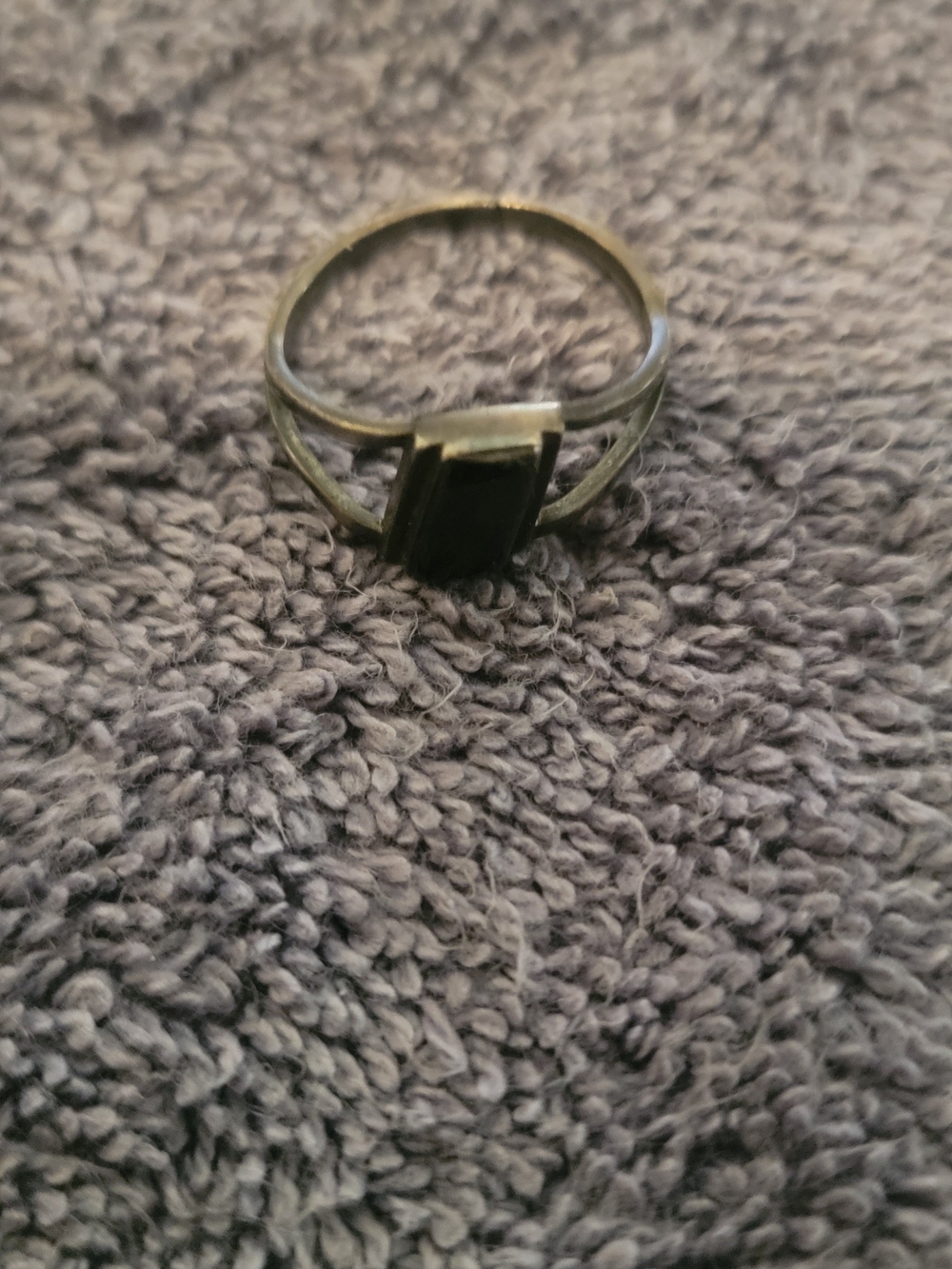 Men's Black Stone Signet Ring - Classic Minimalist Style